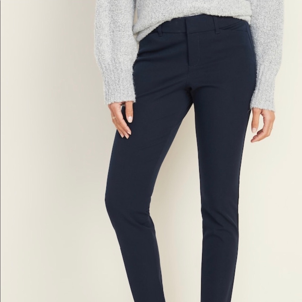 Old Navy Mid-Rise Pixie Ankle Pants